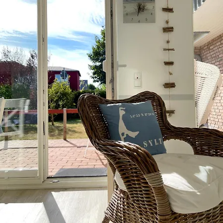 Haus Duenenrose App 1 Mit Terrasse 베스터란트